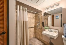 Standard Plus Bathroom
